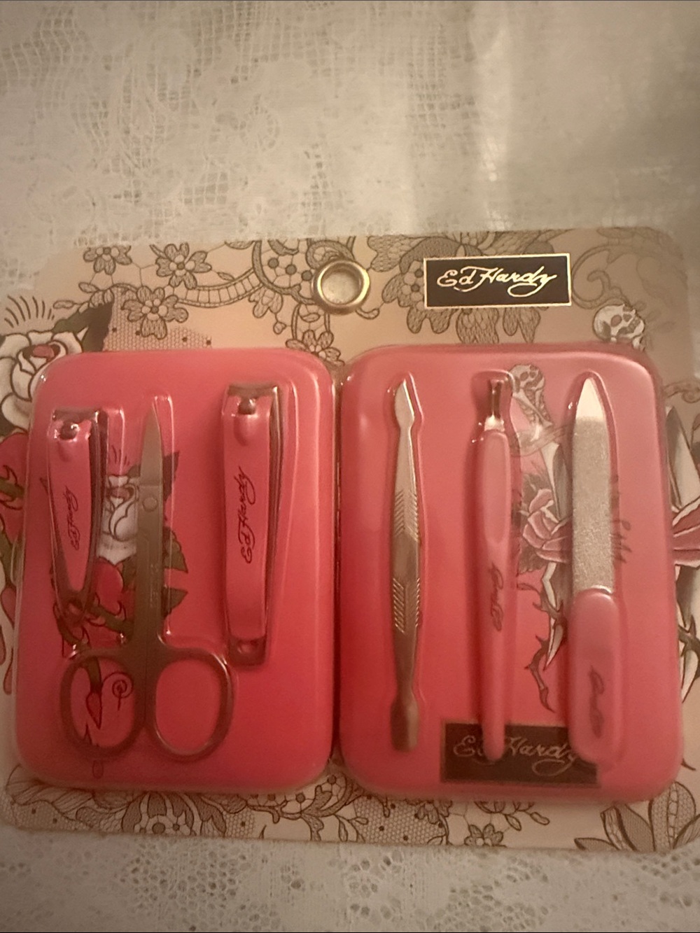 Ed Hardy Pink Travel Manicure Kit